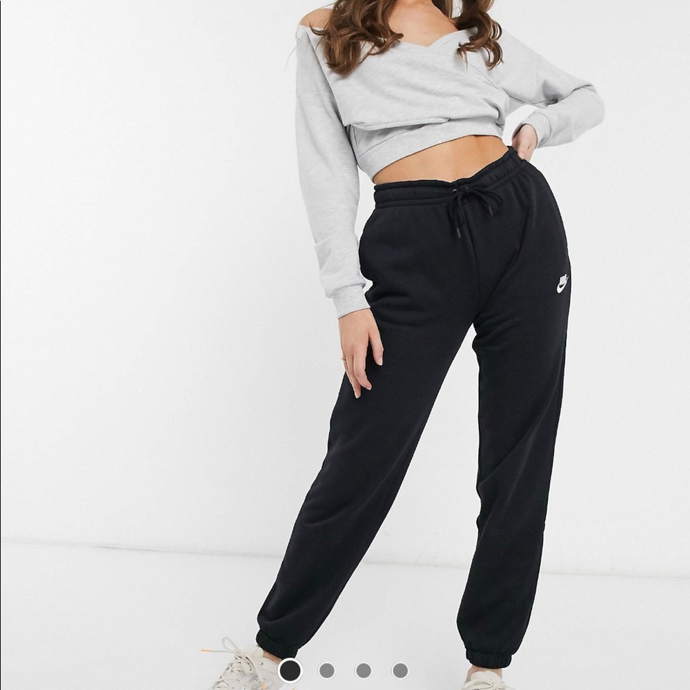 Nike Joggers